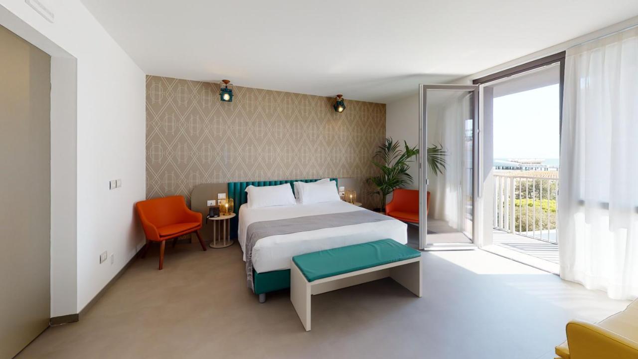 Diva Hotel Lignano - Adults Only Lignano Sabbiadoro Kültér fotó
