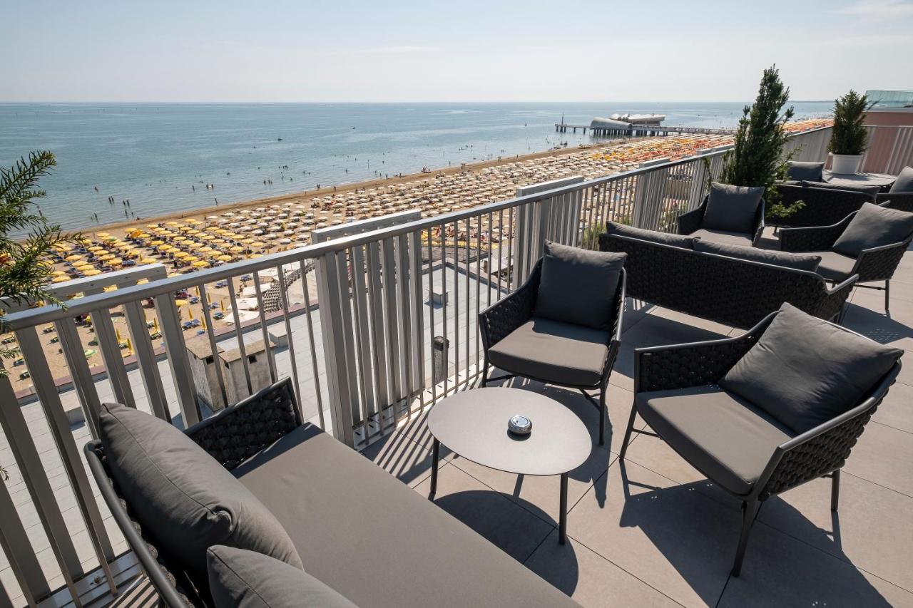 Diva Hotel Lignano - Adults Only Lignano Sabbiadoro Kültér fotó
