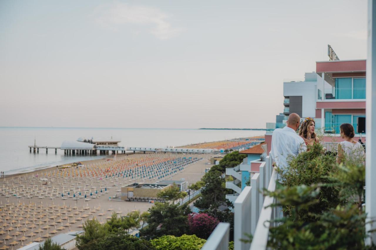 Diva Hotel Lignano - Adults Only Lignano Sabbiadoro Kültér fotó
