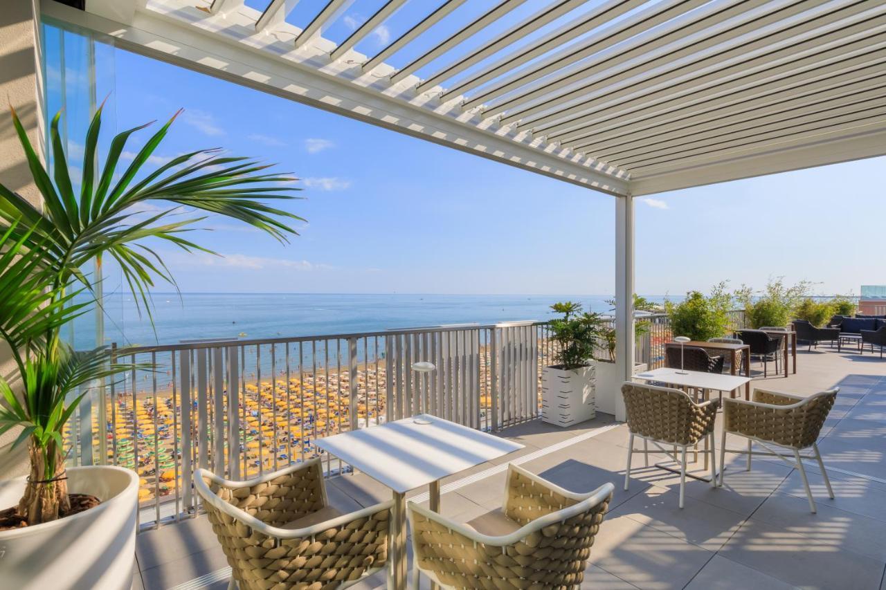 Diva Hotel Lignano - Adults Only Lignano Sabbiadoro Kültér fotó